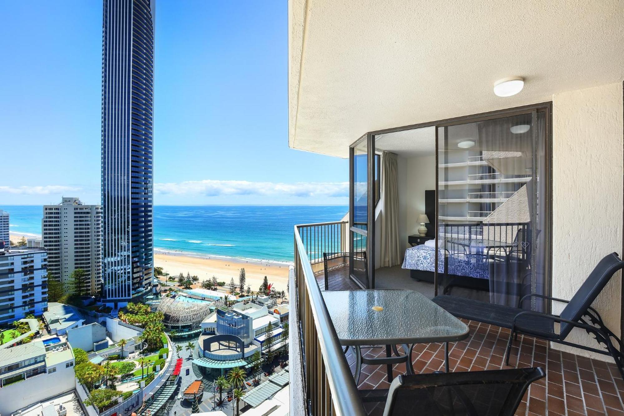 Paradise Centre Apartments Managed By Gchs Gold Coast Exterior photo